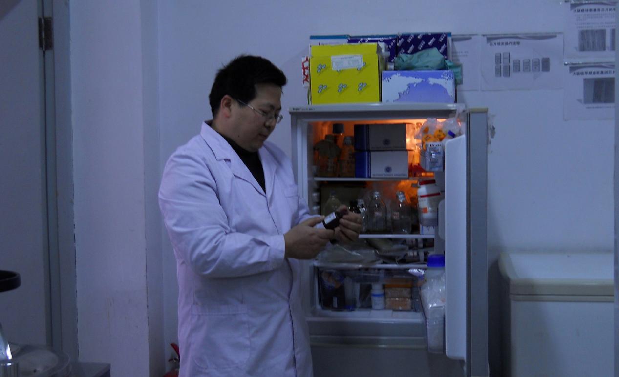 甘肃省侨联+车团结+工作照