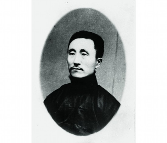 徐镜心像（1913年摄）(重名文件-鸽李).jpg